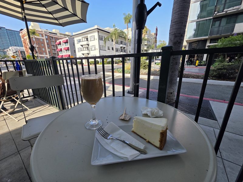 Cafe Bassam exterior